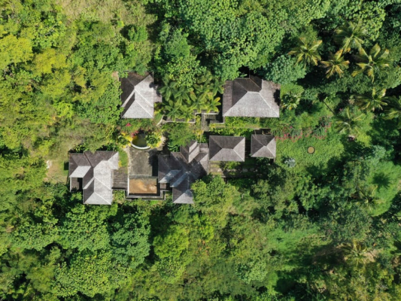 Val Des Pitons Villa