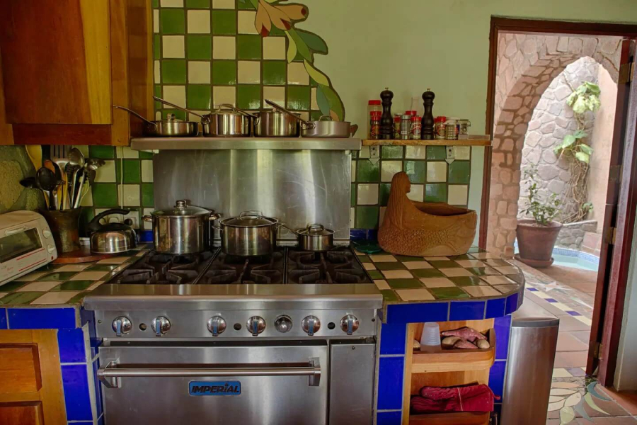 St. Lucia Real Estate Villa Piton kitchen